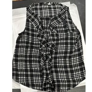 Elle Womens Black White Plaid Ruffle Front Sleeveless Blouse Top Size M